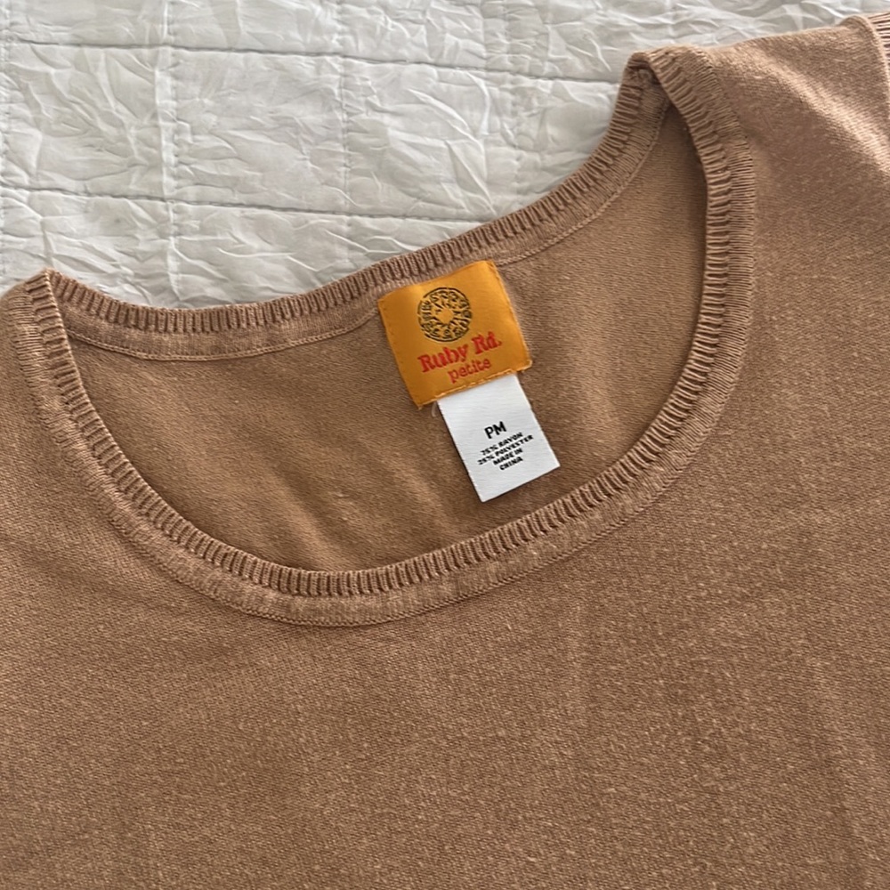 Ruby Rd., tan sleeveless, size PM, blouse - Picture 4 of 4